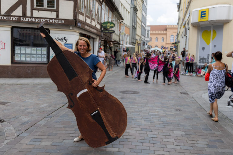 Musik Kunst Parcours 27.6.2024 Schwerin (© Marcus Wedde)