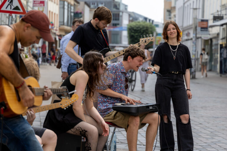 Musik Kunst Parcours 27.6.2024 Schwerin (© Marcus Wedde)